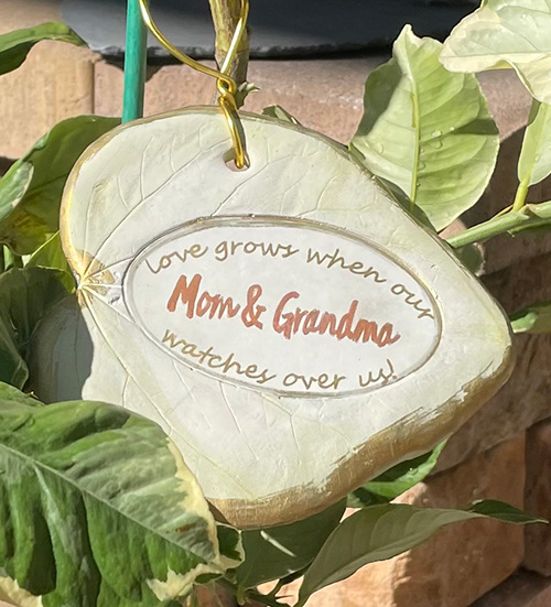 love grows when mom and grandma watch over us tree tag